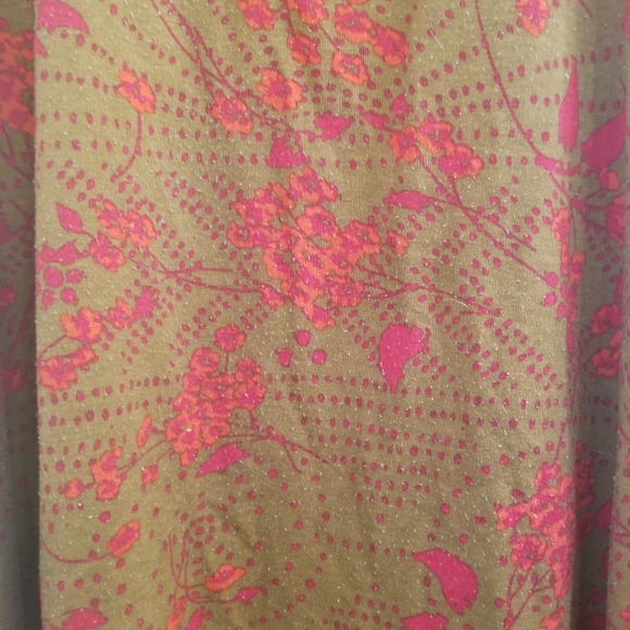 Lularoe shirt - Picture 2 of 2